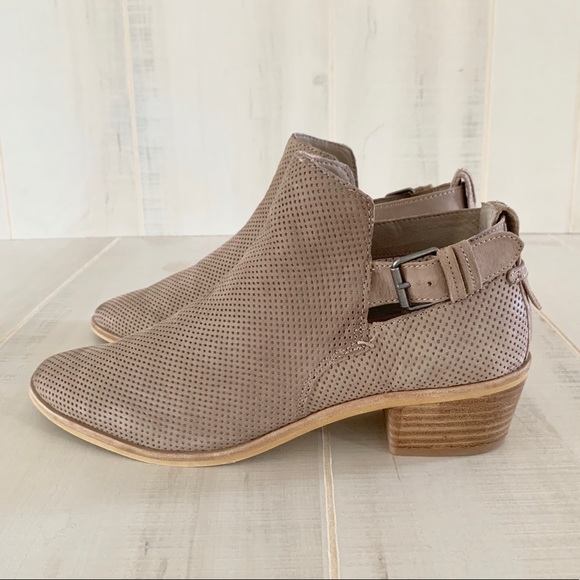 Dolce Vita Shoes - Dolce Vita Kara Perforated Booties Size 9.5